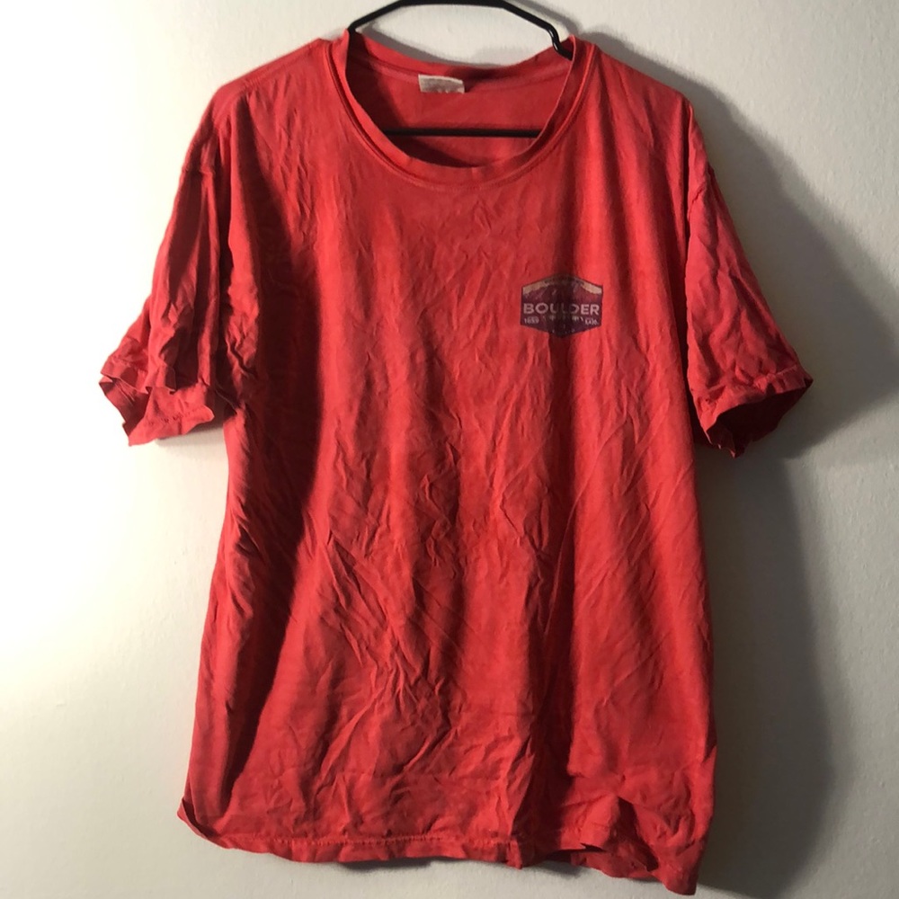 🟠 boulder colorado tee shirt